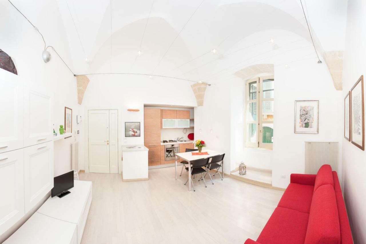 Appartement La Piccola Dimora Dell' Alcantarine à Lecce Extérieur photo